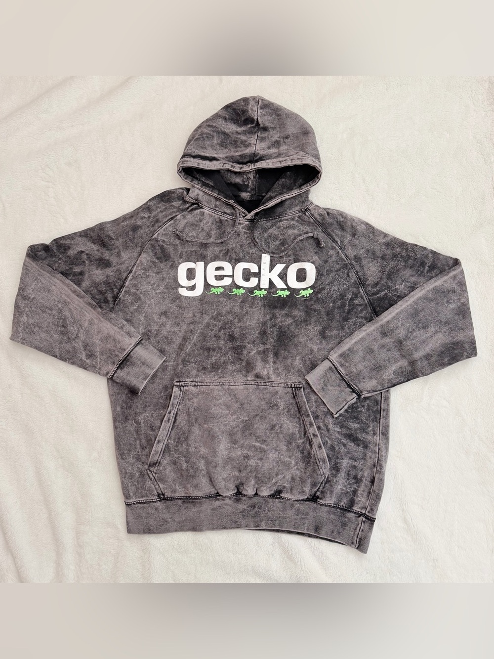 Gecko Hawaii Vintage 90s Style Volcanic Acid Wash Hooded Sweatshirt - Large